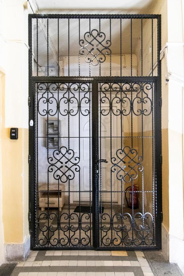Helena Apartment With View On St. Stephan'S Basilica Βουδαπέστη Εξωτερικό φωτογραφία
